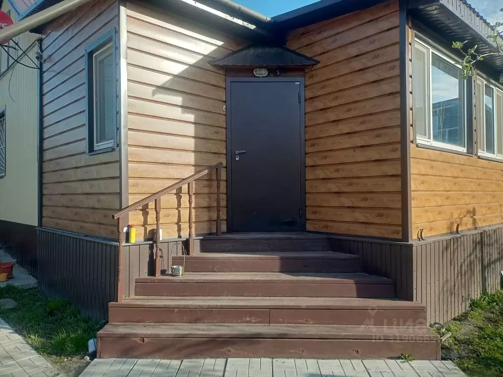 Дом в Саратовская область, Саратов Октябрьский мкр, 3-я линия, 9 (89 ... - Фото 1