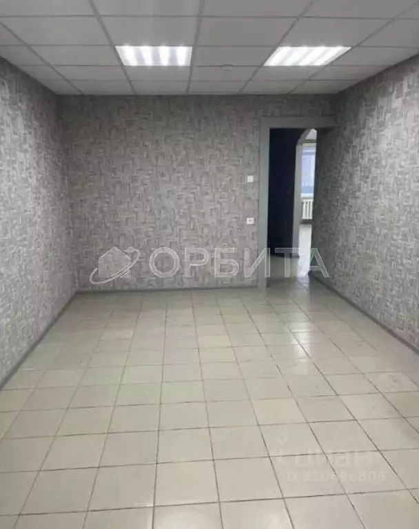 Торговая площадь в Тюменская область, Тюмень Широтная ул., 173к6 (65 ... - Фото 1