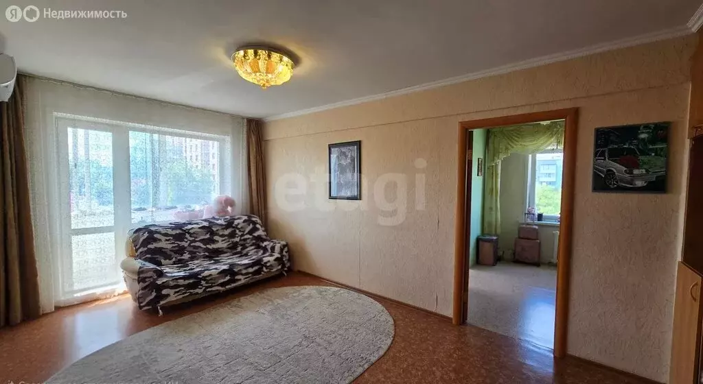 4-комнатная квартира: Ачинск, 8-й микрорайон, 8 (58.3 м) - Фото 2