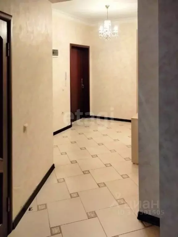2-к кв. Дагестан, Махачкала ул. Ирчи Казака, 35 (85.0 м) - Фото 0