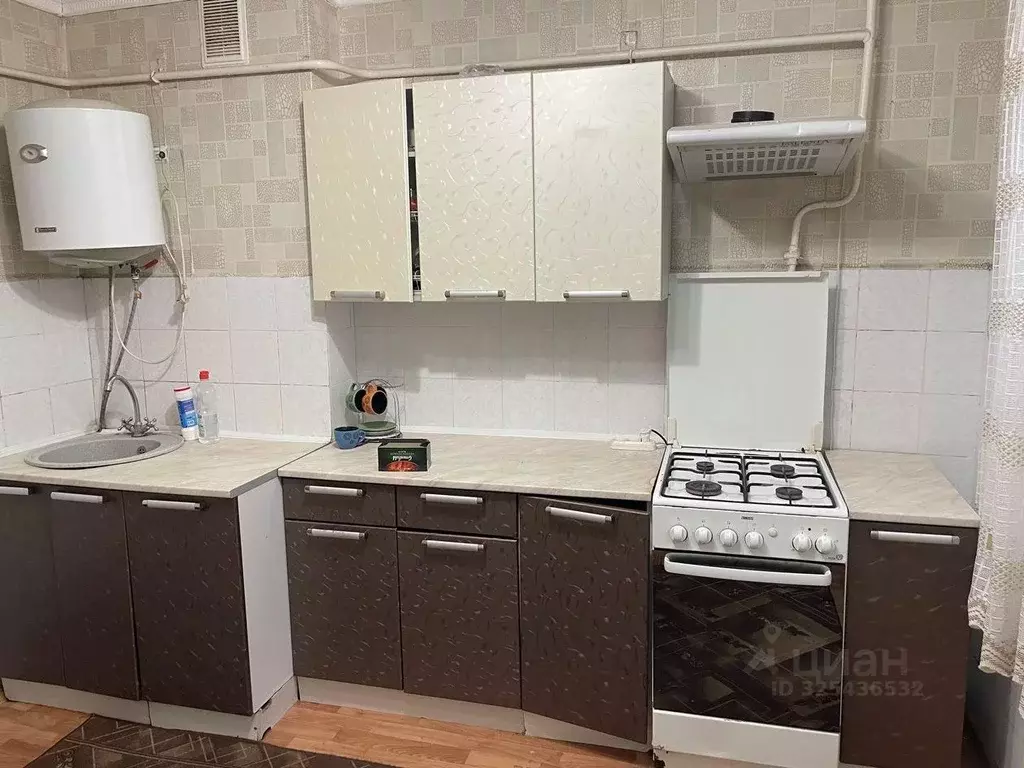 3-к кв. Воронежская область, Борисоглебск Аэродромная ул., 23 (64.4 м) - Фото 1