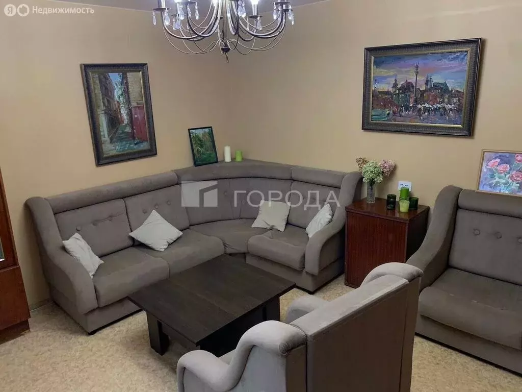 3-комнатная квартира: Барнаул, улица Солнечная Поляна, 35 (66 м) - Фото 2