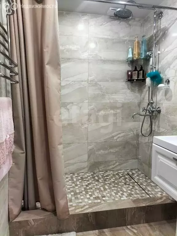 3-комнатная квартира: Брянск, улица А.К. Толстого, 4 (81.5 м) - Фото 2