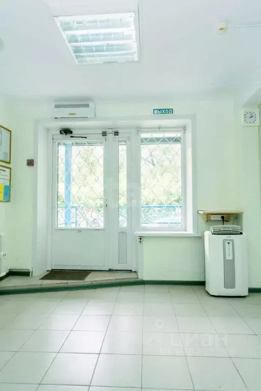 Офис в Алтайский край, Бийск ул. Воинов-интернационалистов, 100 (31 м) - Фото 1