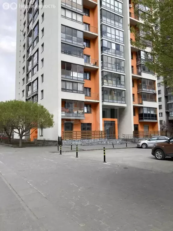 Квартира-студия: Тюмень, улица Ю.-Р.Г. Эрвье, 24к2 (30.1 м) - Фото 1