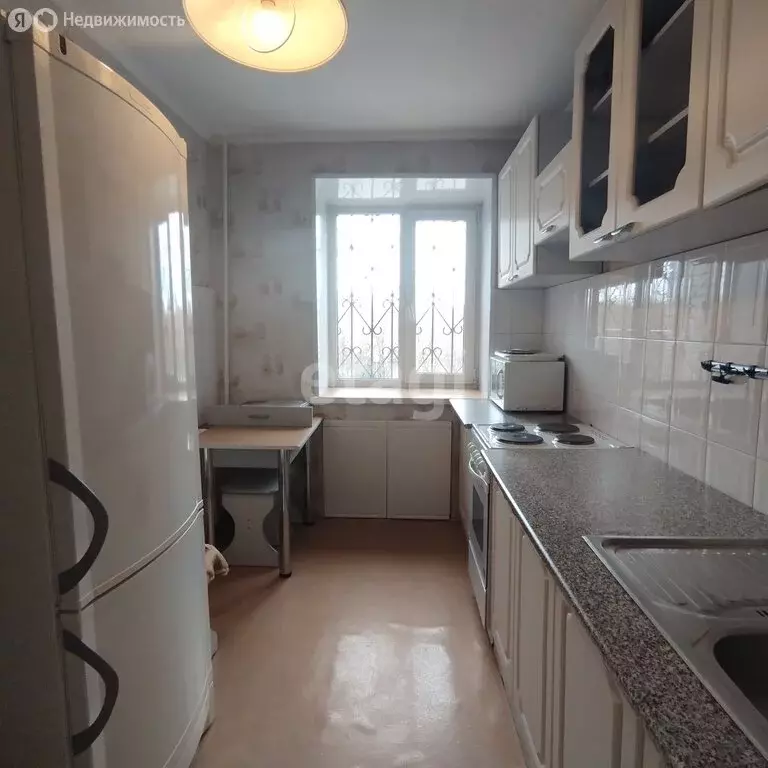 2-комнатная квартира: Ялуторовск, улица Новикова, 22 (48.7 м) - Фото 2