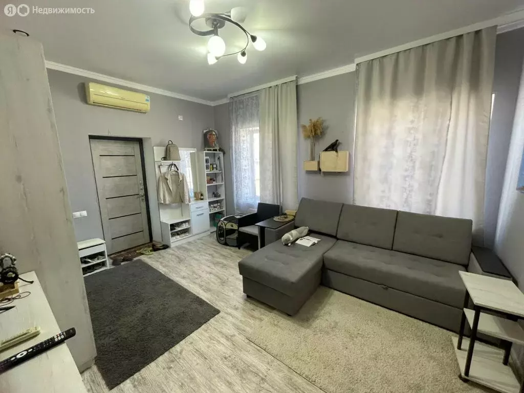 Дом в Новокубанск, улица Урицкого, 24 (30 м) - Фото 1