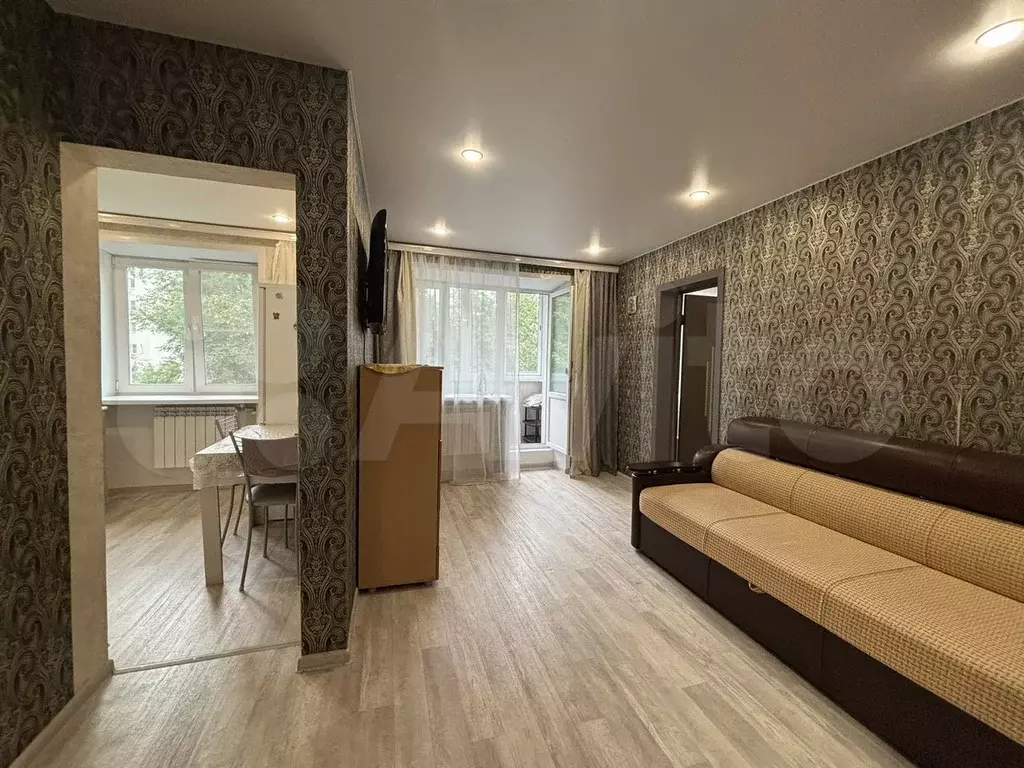 2-к. квартира, 43 м, 5/5 эт. - Фото 0