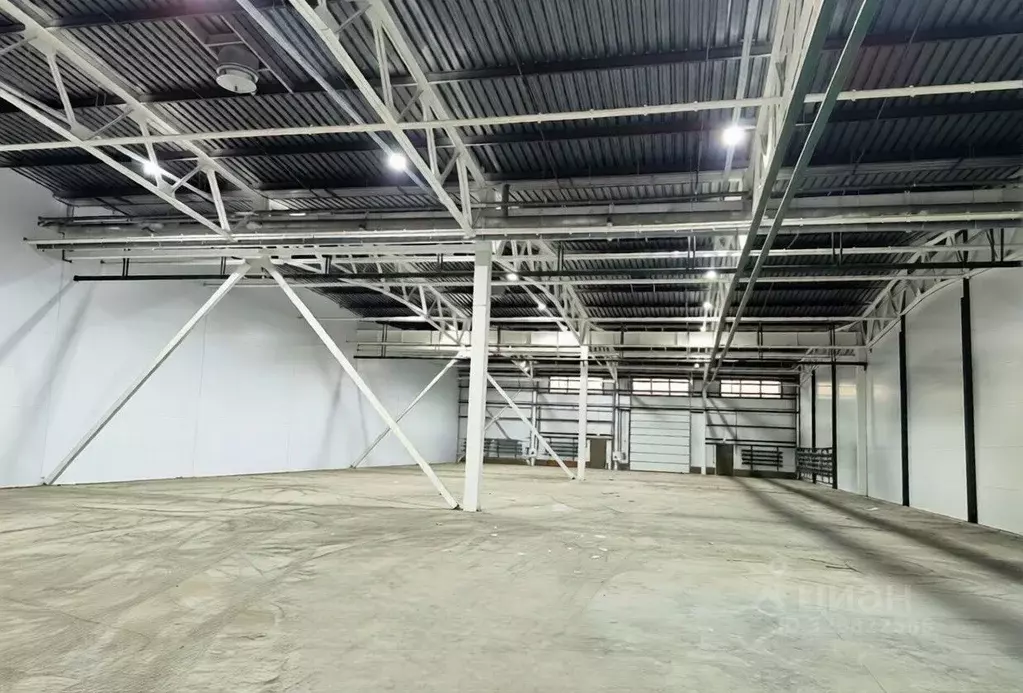 Склад в Москва ул. 2-я Карпатская, 4с4 (921 м) - Фото 1