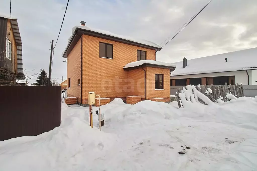 Дом в Тюменская область, Тюмень ул. Комаровская (175 м) - Фото 2