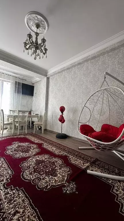 2-к. квартира, 86 м, 7/10 эт. - Фото 0
