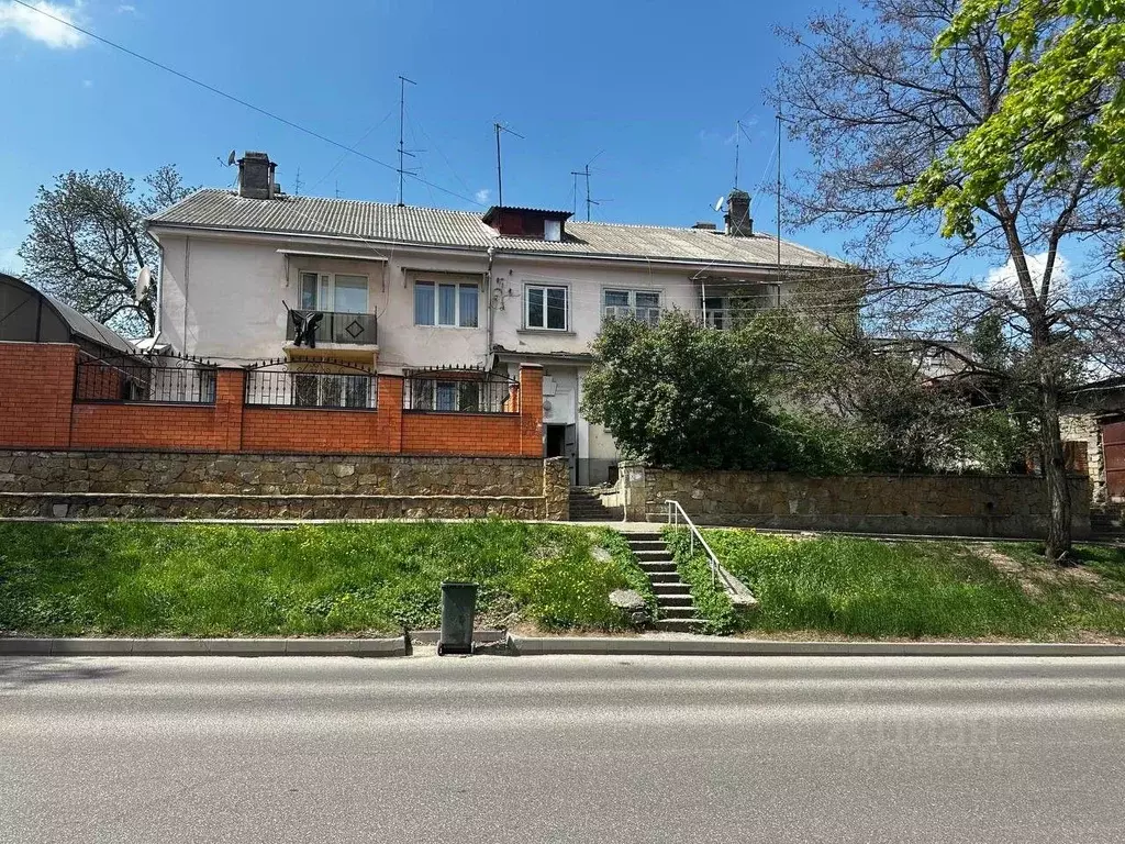 3-к кв. Ставропольский край, Кисловодск ул. Куйбышева (62.8 м) - Фото 0