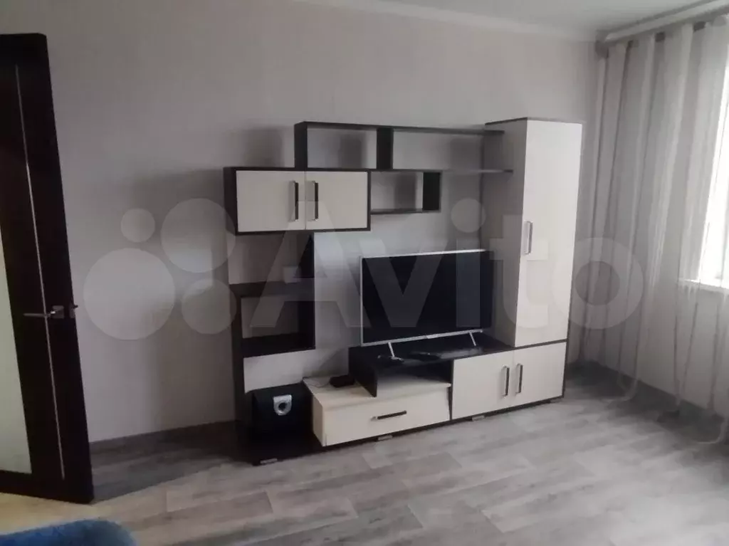 2-к. квартира, 50 м, 9/10 эт. - Фото 0