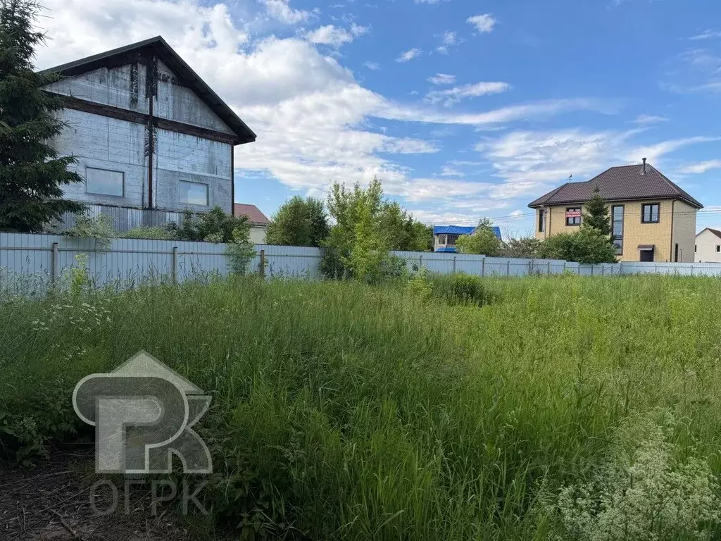 Участок в Московская область, Домодедово городской округ, д. Бурхино ... - Фото 1