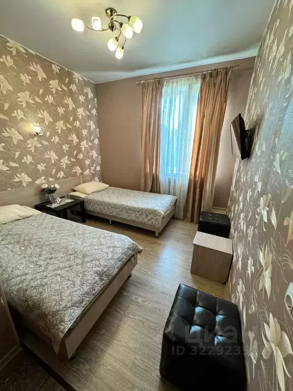 Комната Санкт-Петербург Сергиево тер., ул. Мичурина, 1 - Фото 1