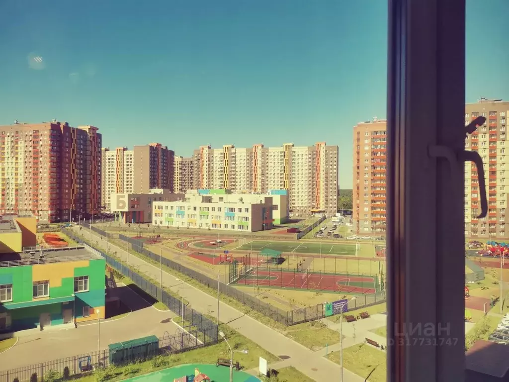 3-к кв. Московская область, Люберцы городской округ, Мирный пгт ул. ... - Фото 1
