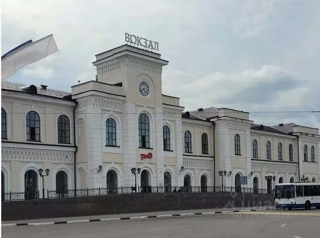 Торговая площадь в Тамбовская область, Тамбов пл. Привокзальная, 1 (1 ... - Фото 1