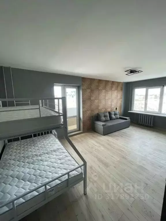 2-к кв. Пензенская область, Пенза ул. Плеханова, 18 (59.0 м) - Фото 0