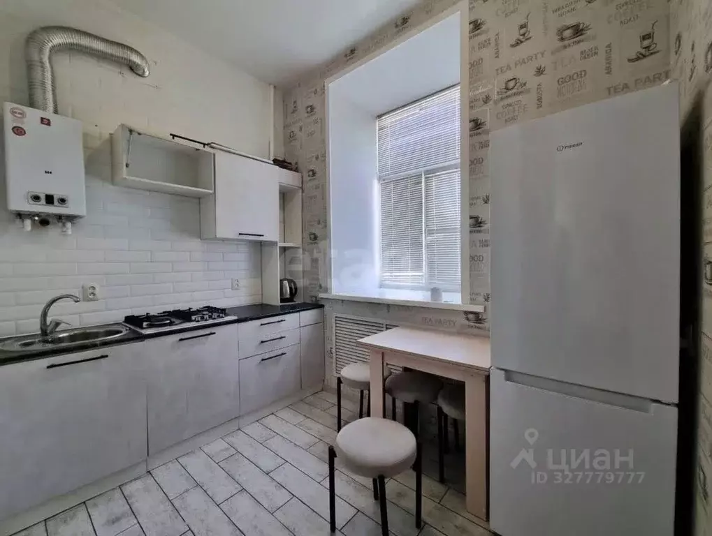 2-к кв. Тамбовская область, Тамбов Астраханская ул., 182 (49.4 м) - Фото 1