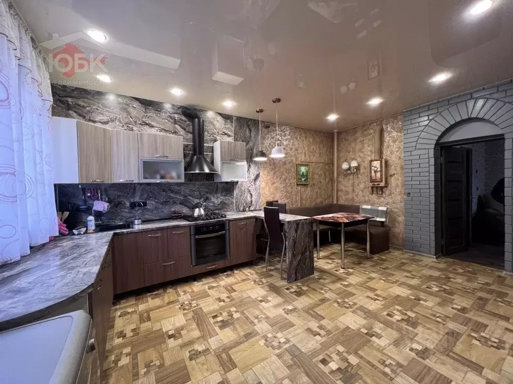 Дом в Крым, Евпатория ул. Урожайная, 65 (350 м) - Фото 1