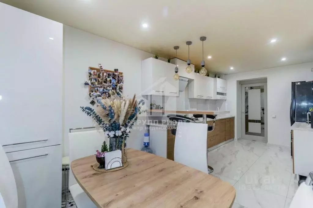 3-к кв. Калининградская область, Калининград Озерная ул., 10 (95.5 м) - Фото 1