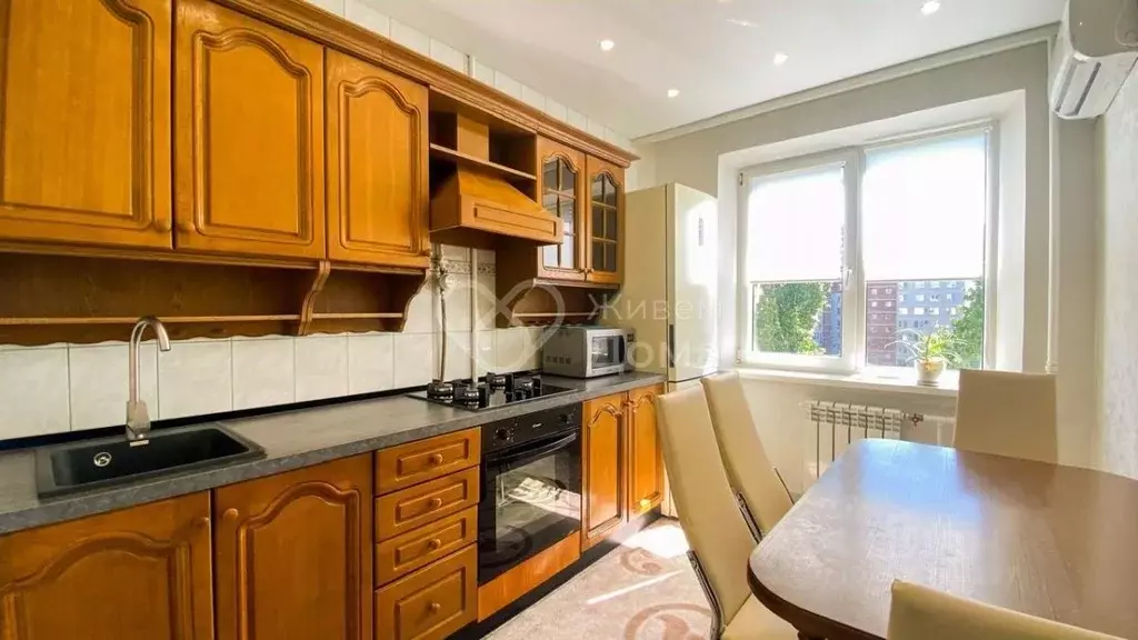 2-к кв. Волгоградская область, Волгоград Двинская ул., 13 (50.9 м) - Фото 1