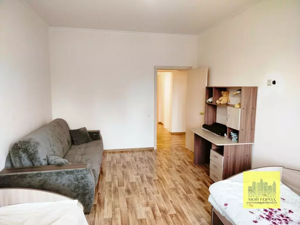 2-к кв. Ханты-Мансийский АО, Пыть-Ях ул. Первопроходцев, 2 (67.0 м) - Фото 1