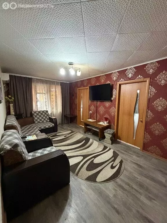 4-комнатная квартира: Новотроицк, улица Винокурова, 14 (61 м) - Фото 1