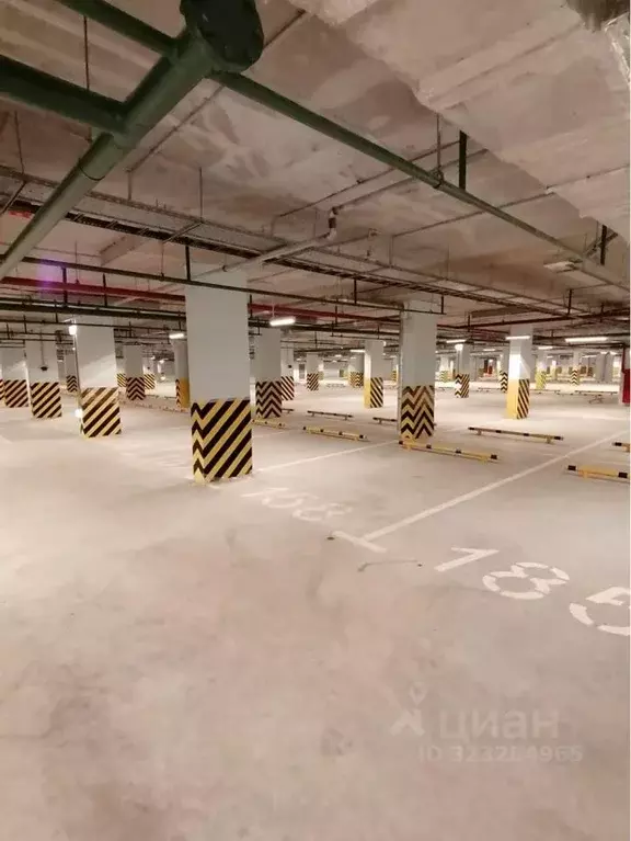 Гараж в Московская область, Ленинский городской округ, пос. Битца ... - Фото 1