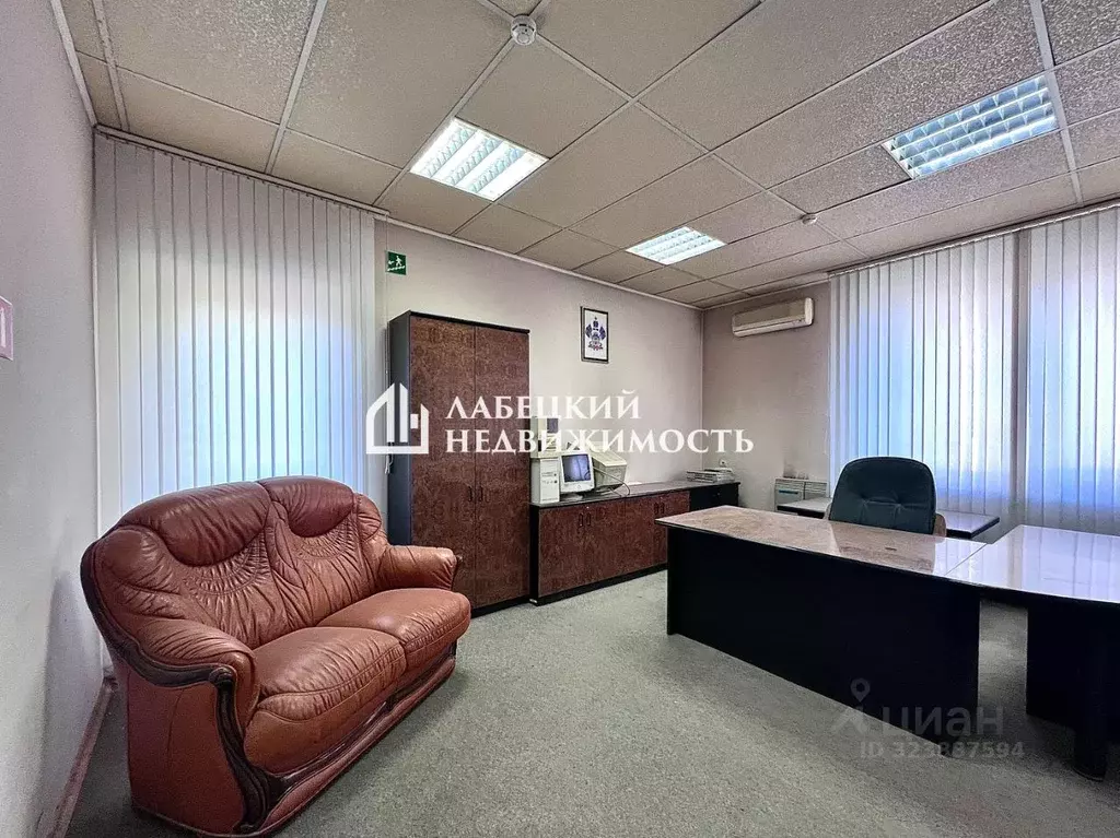 Офис в Краснодарский край, Краснодар Дубинка мкр, ул. Имени Чехова, 2 ... - Фото 1