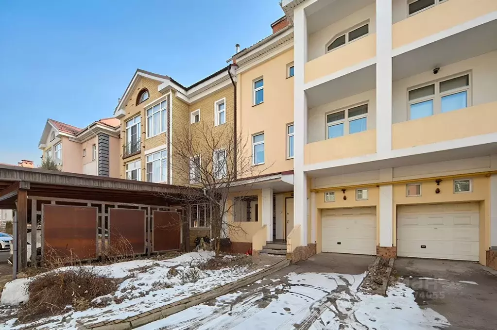 Таунхаус в Москва Куркинское ш., 40к4 (200 м) - Фото 1