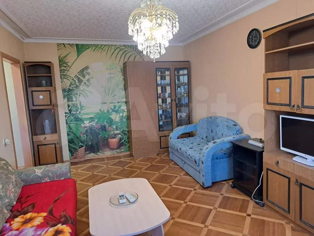 1-к. квартира, 40 м, 9/10 эт. - Фото 1