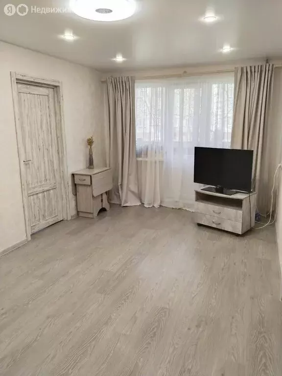 2-комнатная квартира: Киров, улица Мира, 24 (46 м) - Фото 1