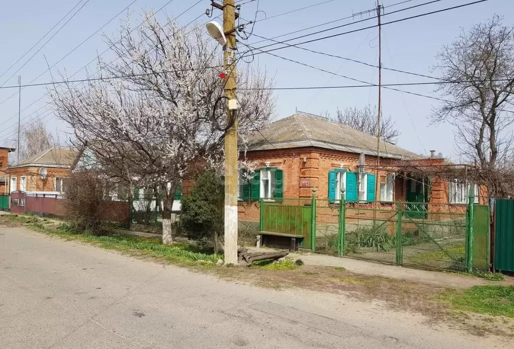 Дом в Краснодарский край, Щербиновский район, Старощербиновская ст-ца ... - Фото 0