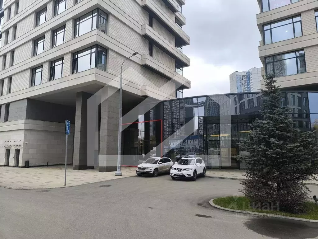 Торговая площадь в Москва ул. Сергея Бондарчука, 6 (210 м) - Фото 1