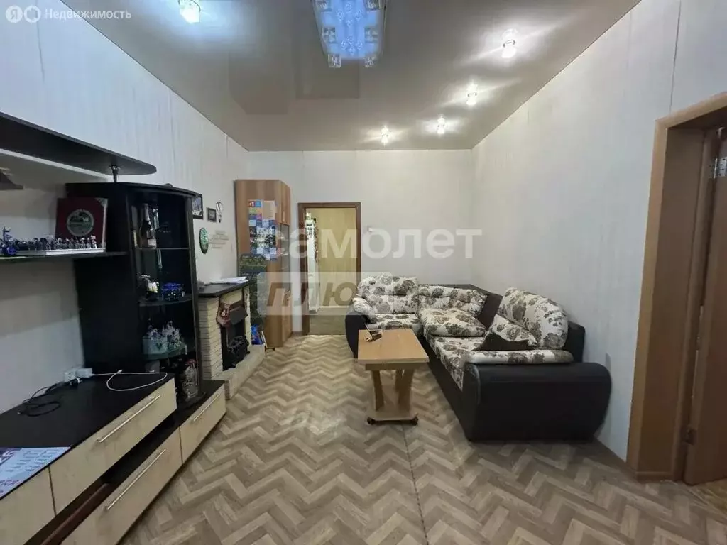 3-комнатная квартира: Миасс, Ильменская улица, 93 (68.7 м) - Фото 1