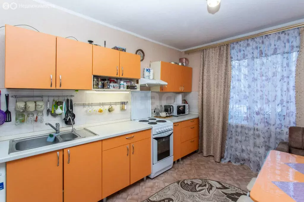 3-комнатная квартира: Тобольск, 2-я Северная улица, 47 (82.5 м) - Фото 1