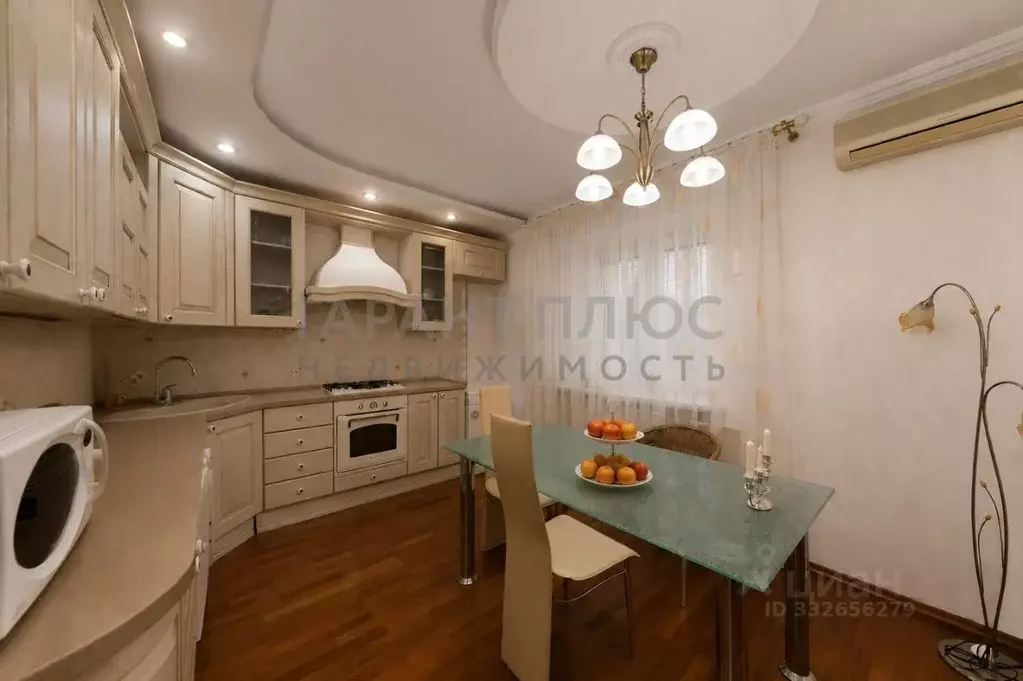 3-к кв. Липецкая область, Липецк Коммунальная ул., 10 (107.0 м) - Фото 2