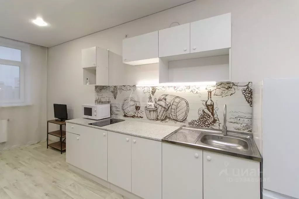 Студия Тюменская область, Тюмень ул. Первооткрывателей, 2 (25.0 м) - Фото 1