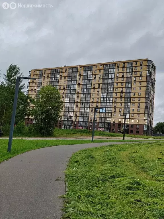Квартира-студия: Конаково, улица Набережная Волги (23.8 м) - Фото 1