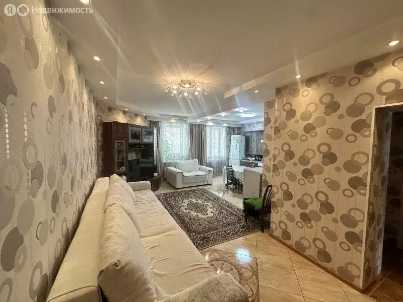 3-комнатная квартира: Ангарск, 1-й квартал, 14 (106.3 м) - Фото 1