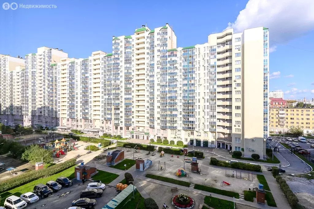 1-комнатная квартира: Екатеринбург, Кузнечная улица, 83 (49.8 м) - Фото 1