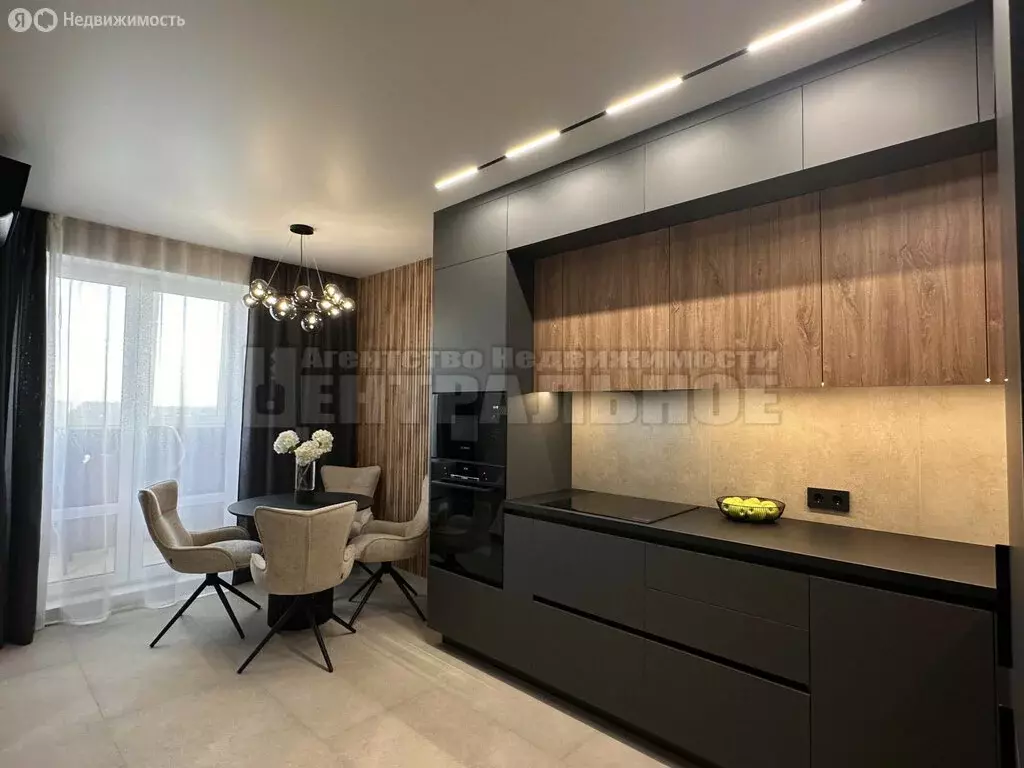 2-комнатная квартира: Смоленск, улица Александра Степанова, 12 (55.5 ... - Фото 1