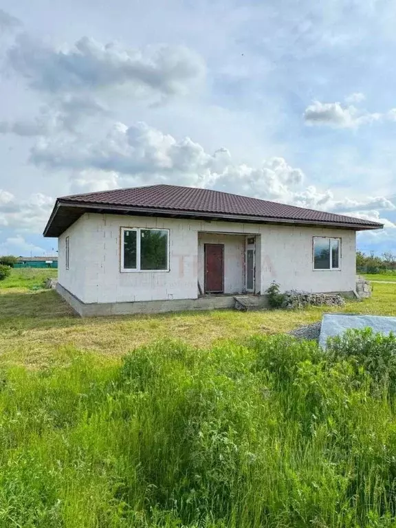 Дом в Белгородская область, Старооскольский городской округ, с. Озерки ... - Фото 1