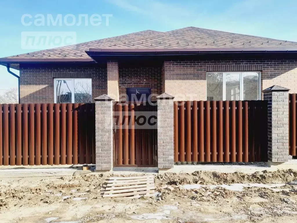 Дом в Краснодарский край, Горячий Ключ ул. Крупской, 12А (97 м) - Фото 1