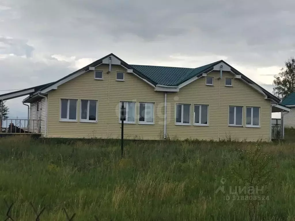Дом в Белгородская область, Красногвардейский район, Коломыцевское ... - Фото 0