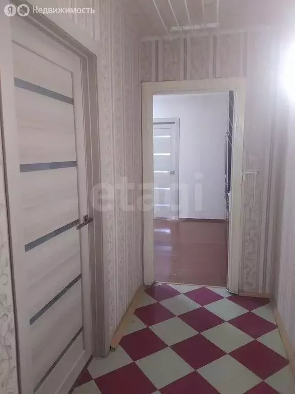 4-комнатная квартира: Златоуст, квартал Северо-Запад, 1-й квартал, 19 ... - Фото 1