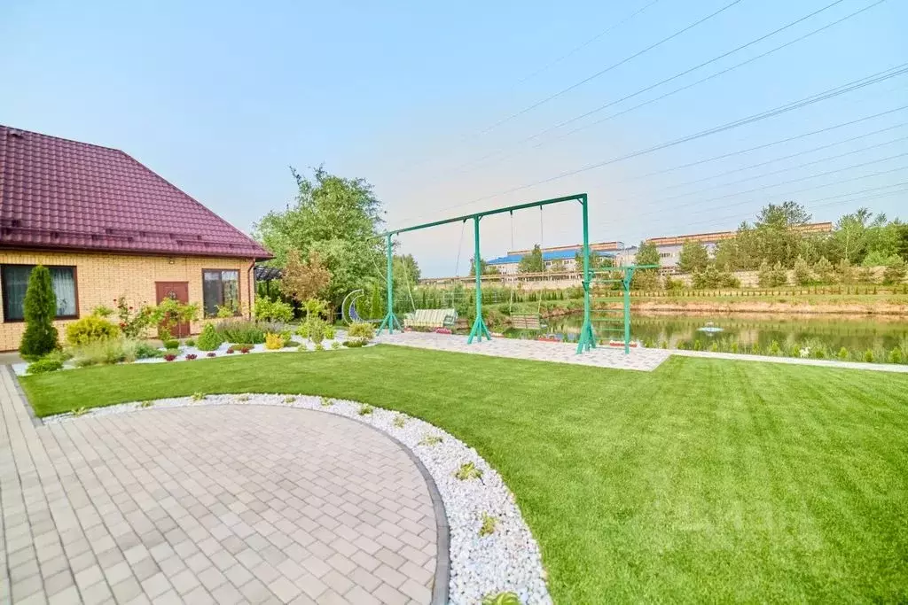 Дом в Брянская область, Брянск Верхне-Заречная ул., 41Б (100 м) - Фото 1
