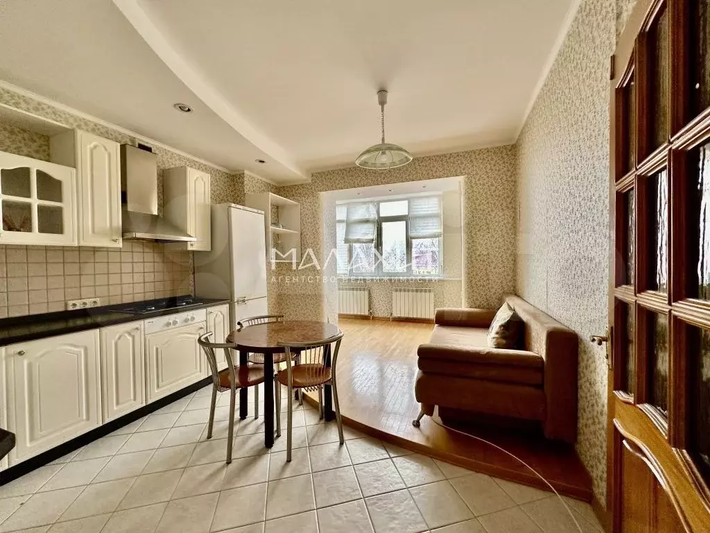 4-к. квартира, 140,6 м, 5/10 эт. - Фото 0