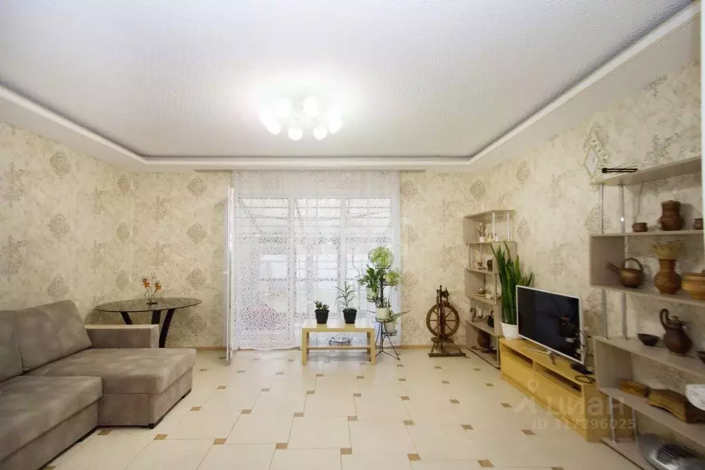 Таунхаус в Калужская область, Калуга городской округ, д. Желыбино ул. ... - Фото 1